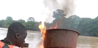 Lutte contre l’orpaillage illégal : plusieurs dragues détruites sur le fleuve Comoé - Accueil