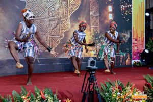 Urbanisation rapide en Afrique - La Banque mondiale alerte sur les défis de gouvernance urbaine et avance des pistes de solution 9 RAPPORT Banque mondiale fresque - Urbanisation rapide en Afrique - La Banque mondiale alerte sur les défis de gouvernance urbaine et avance des pistes de solution